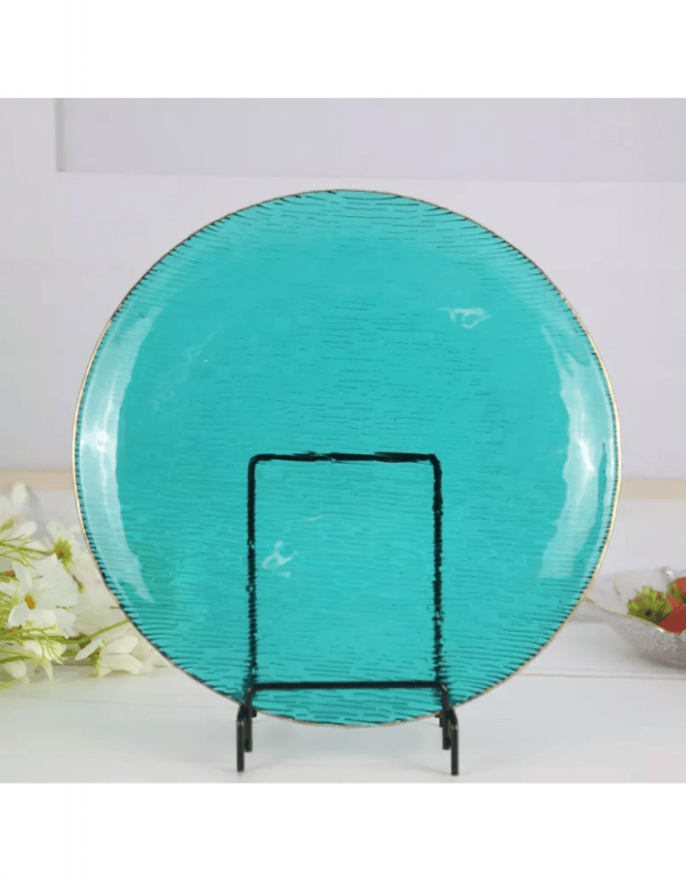 Blue dinnerware plate on stand