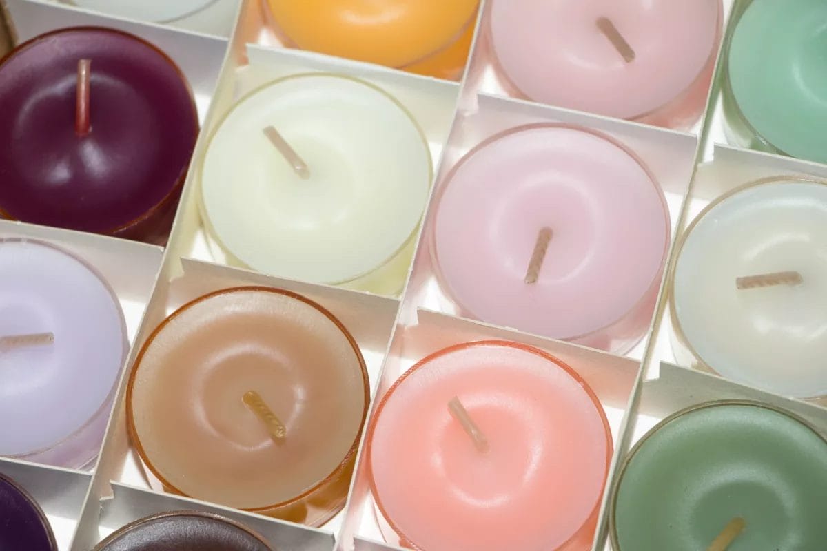 Sorted candles in a tray