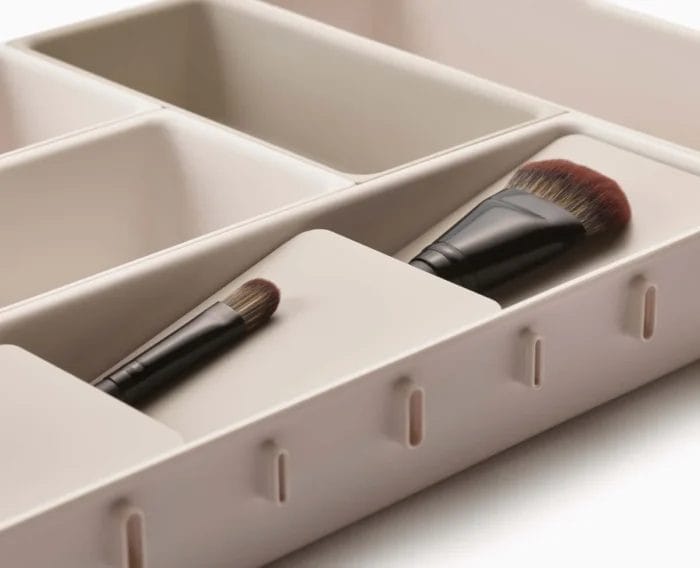 Joseph Joseph  Viva 7Pc Makeup Organiser - Image 3