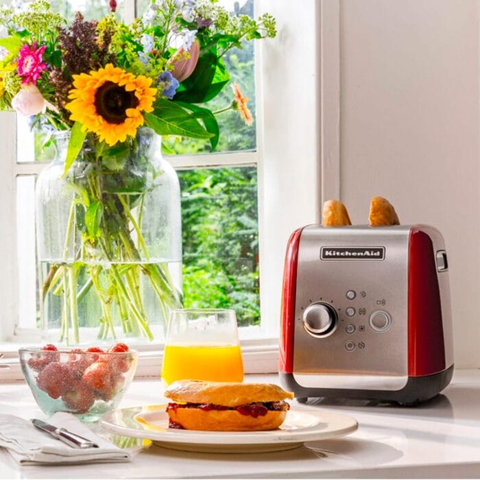 Kitchenaid Classic 2-Slot Toaster Empire Red - Image 4