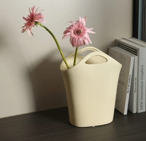 H1e53b5eea5914e7594a2f092b9a40f5 Ceramic Flower Vase Beige 830-1 - Image 1